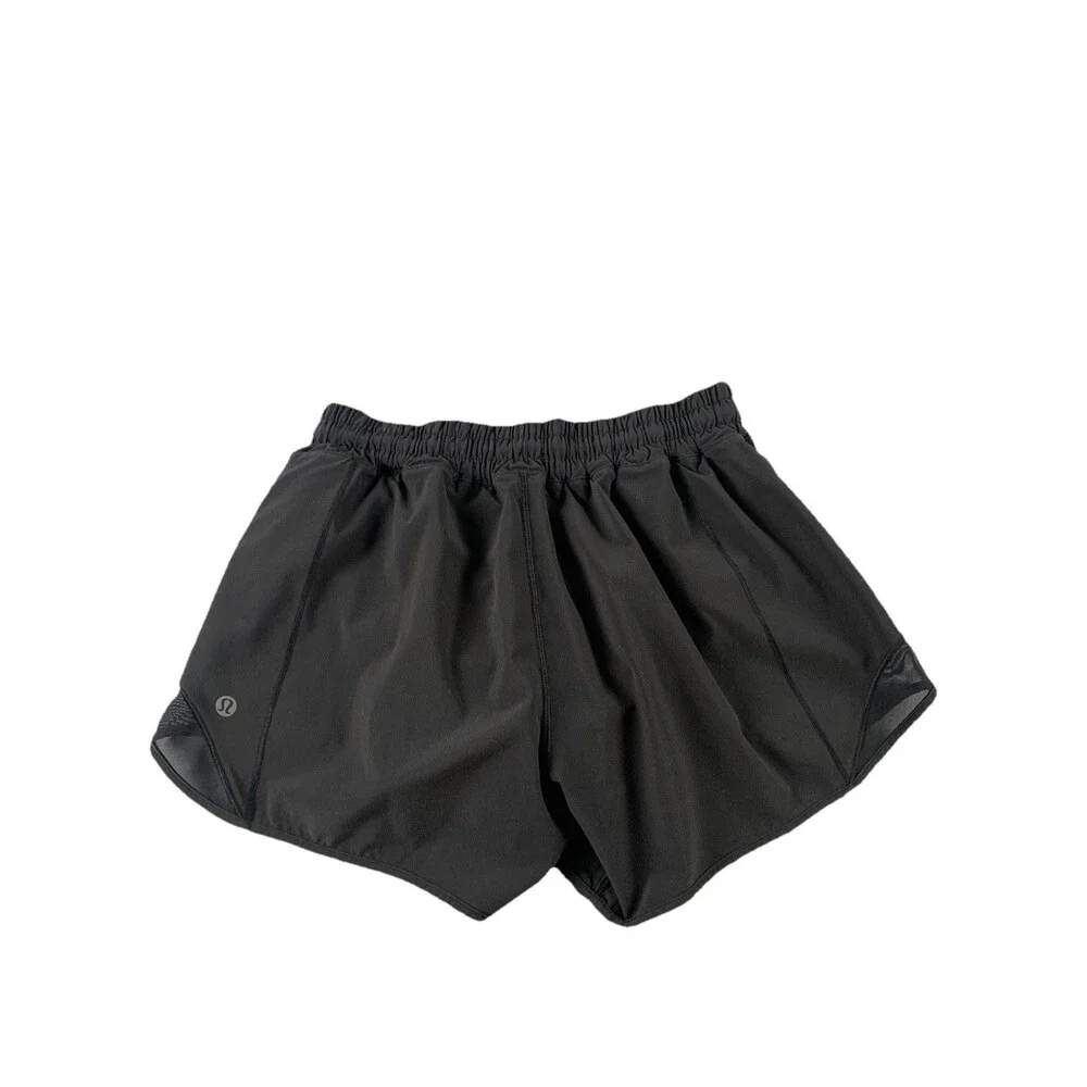Lululemon Hotty Hot Low-Rise Lined Short 4” inseam Size 6